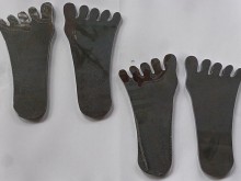 Objet d'art : Quatre pieds créé avec plasma-découpe